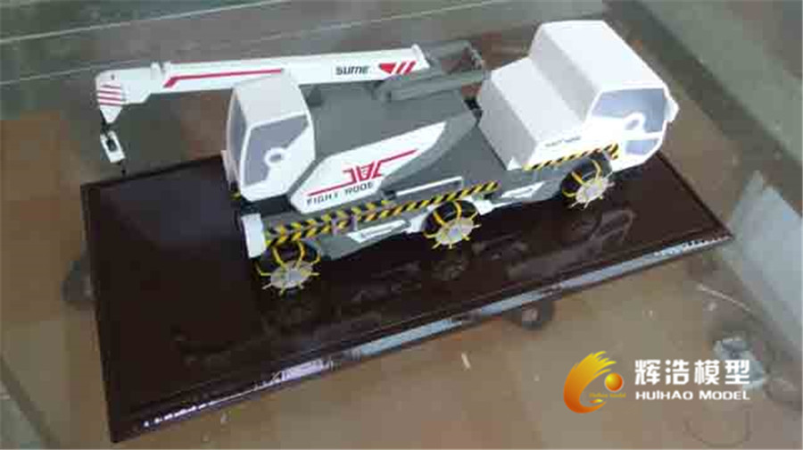 设备吊装车